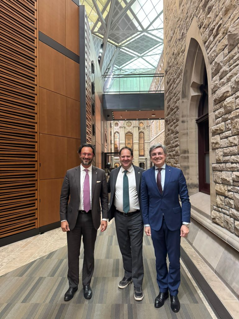 Da sinistra verso destra, il Presidente di Assolombarda Alvise Biffi, il Segretario di Stato per il Lavoro On. John Zerucelli e l'Ambasciatore d'Italia in Canada Alessandro Cattaneo