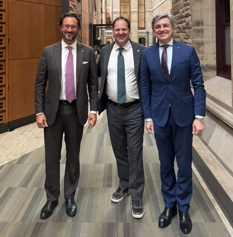 Da sinistra verso destra, il Presidente di Assolombarda Alvise Biffi, il Segretario di Stato per il Lavoro On. John Zerucelli e l'Ambasciatore d'Italia in Canada Alessandro Cattaneo