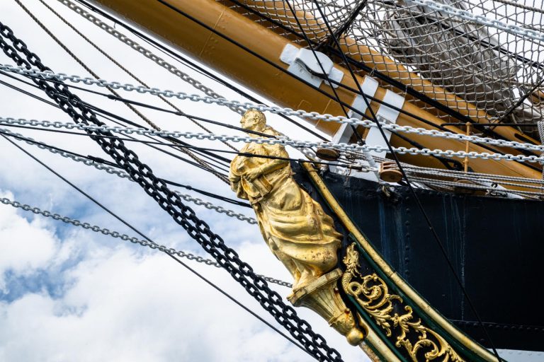 Iconica polena dell'Amerigo Vespucci,