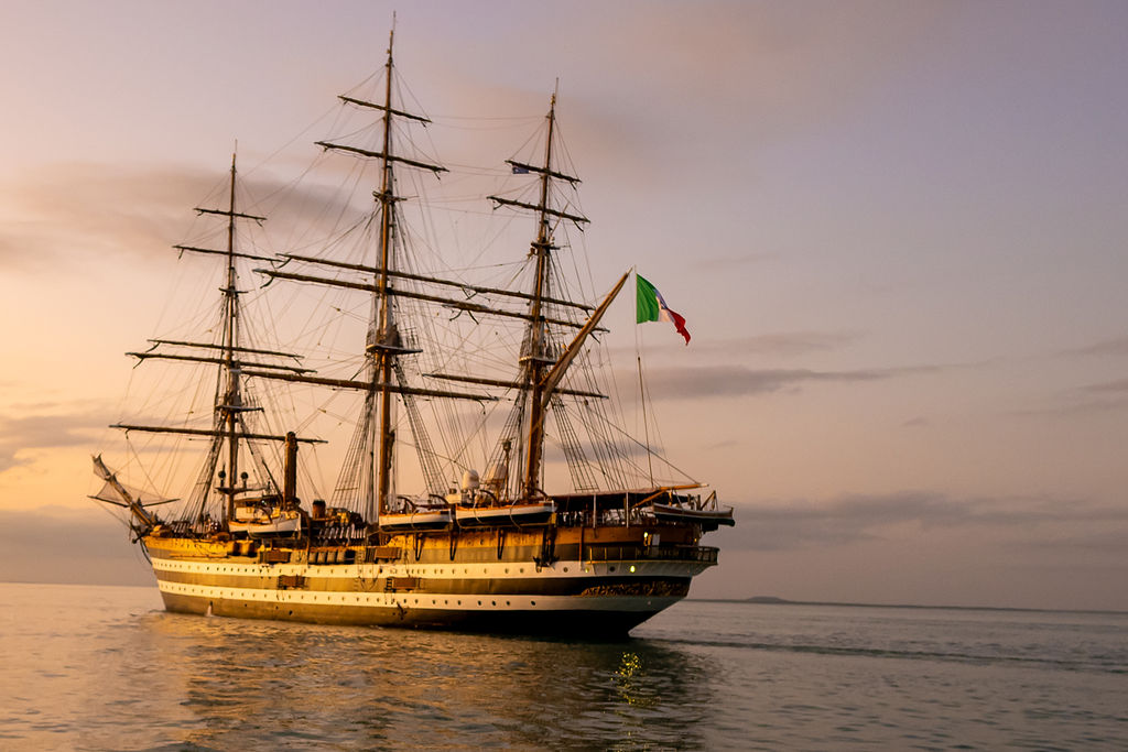 Amerigo Vespucci in navigazione